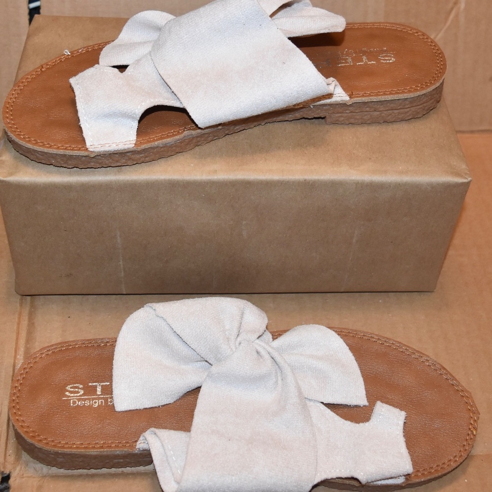 STEP SHOES BY KOREA SHOES  NWOT